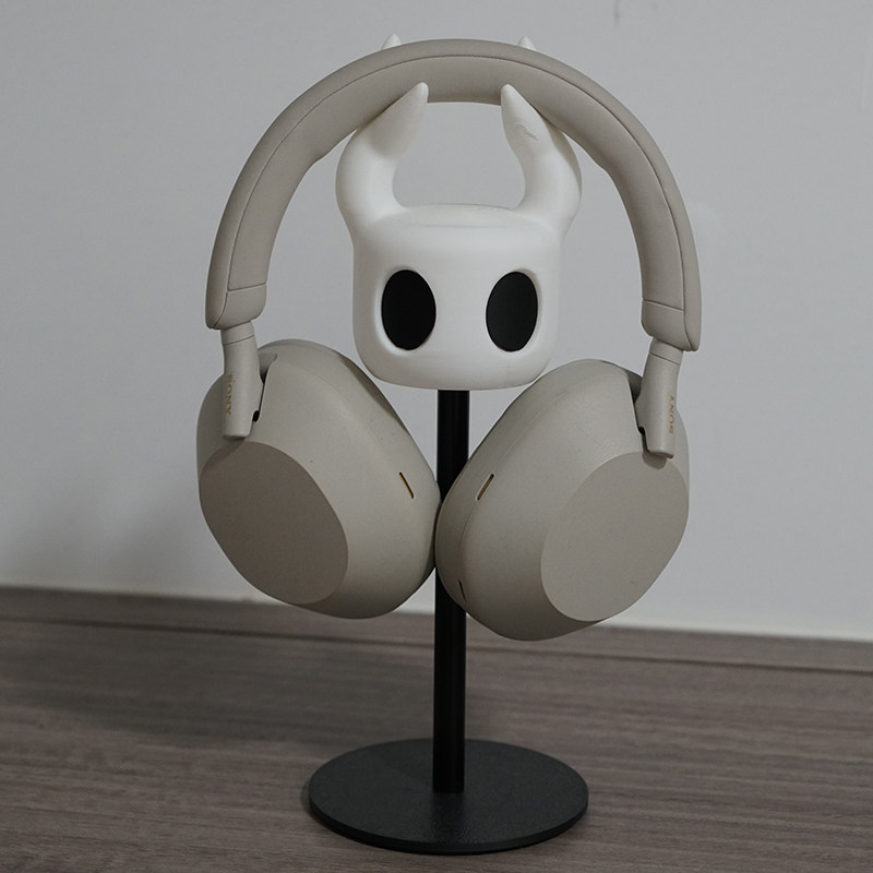 حامل سماعات رأس للألعاب على شك - مراجعة Gaming Accessories Desktop وسعره